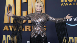 U mbajt ceremonia e ndarjes së çmimeve “Academy of Country Music Awards”