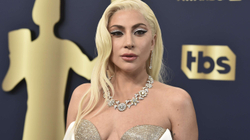 Lady Gaga paralajmëron koncerte të reja në turneun “Chromatica Ball Tour”