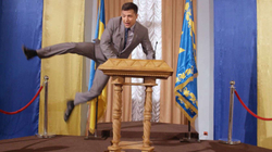 Interesim i madh kudo në botë për serialin ku Zelenskyy luan presidentin e Ukrainës