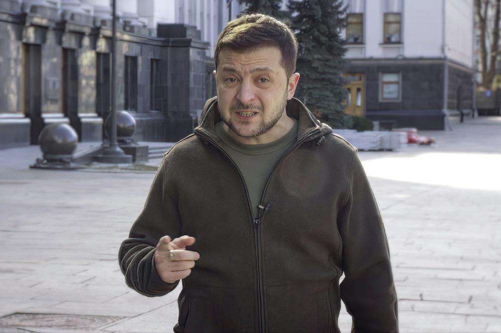 Raportohet se kryeministri izraelit i tha Zelenskyt të dorëzohet te Rusia, dy shtetet e mohojnë