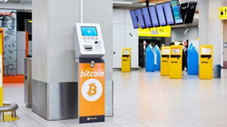 Britania mbyll ATM-të e kriptomonedhave