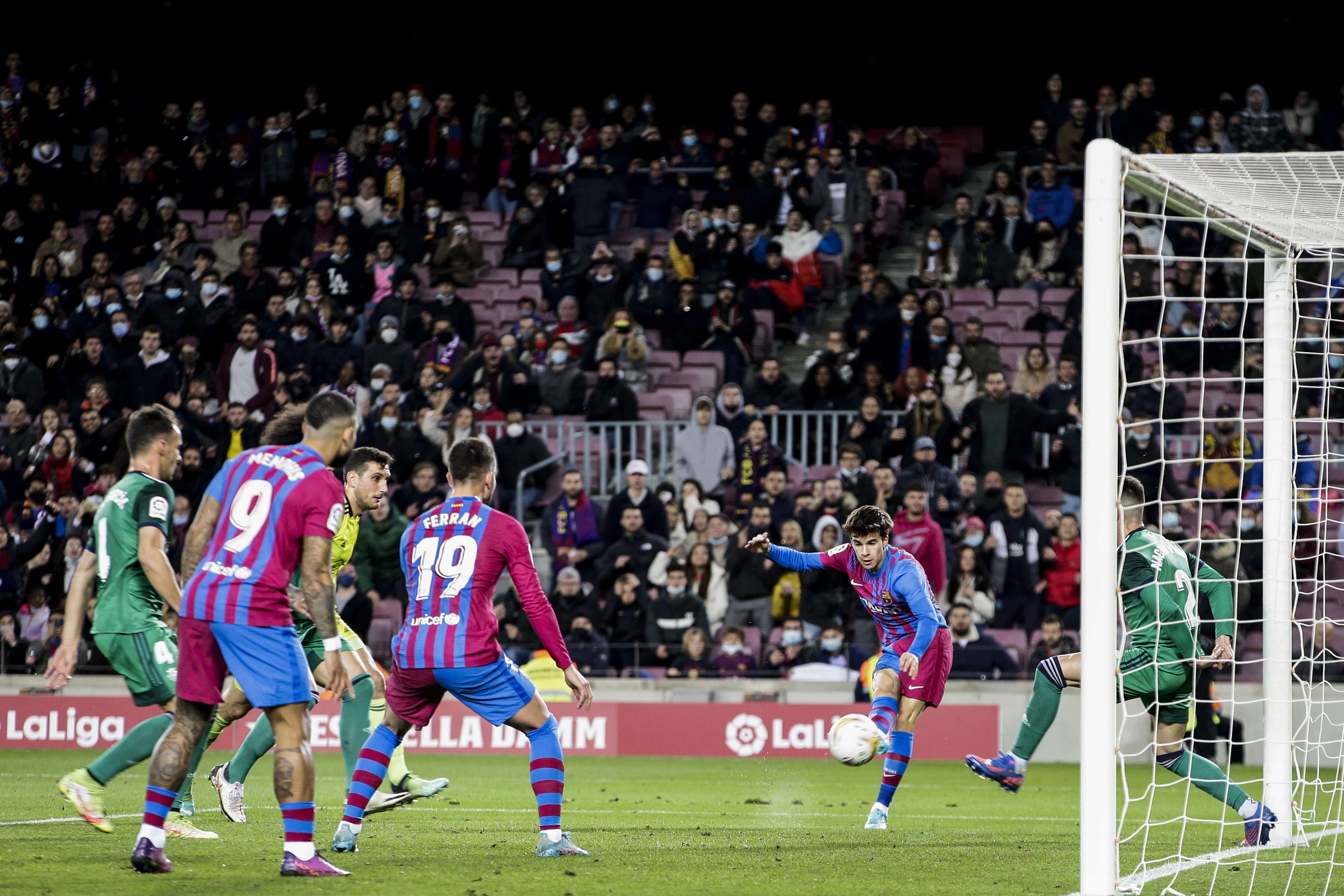 Barcelona fiton me rezultat të thellë ndaj Osasunas