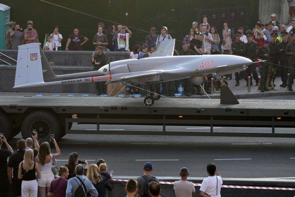 Dronët e lirë por vdekjeprurës të Turqisë që po forcojnë mbrojtjen e Ukrainës