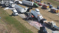 Së paku 6 të vdekur në aksident zinxhirë në Missouri, 50 automjete të përfshira