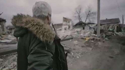 Burri ukrainas kthehet në vendin ku humbi gjithë familjen nga sulmet ruse