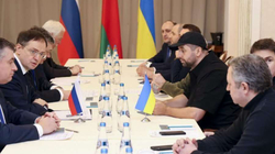 Rusia pretendon se po bëhet përparim në negociata, e mohon Ukraina
