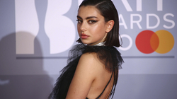 Charli XCX dëshiron që Julia Fox të jetë protagoniste e videoklipit të saj