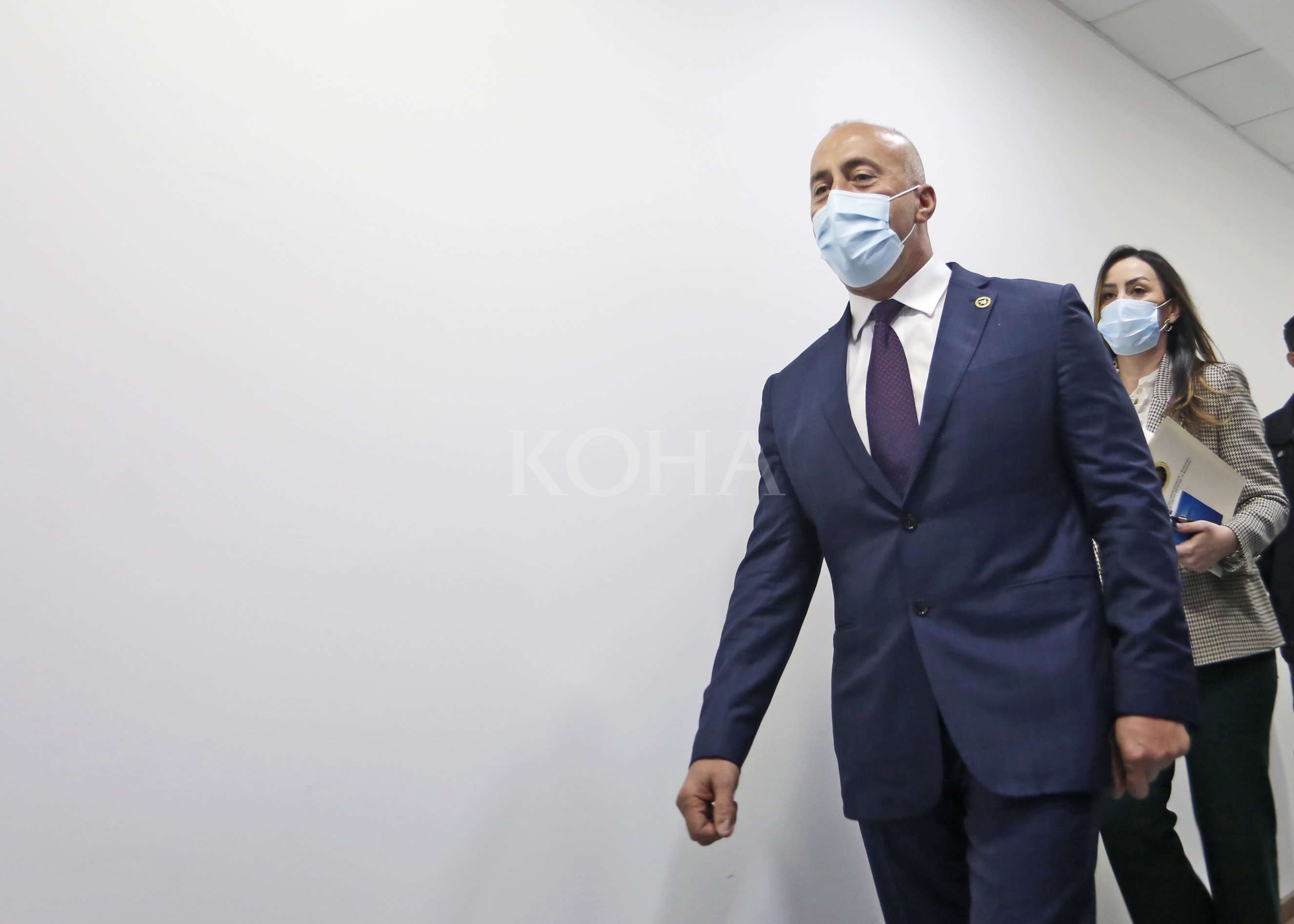 Haradinaj pretendon se ka fryrje të faturave të energjisë, fton Prokurorinë të hetojë