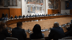 Supremja shqyrton pjesëmarrjen e kryetares së Themelores në Mitrovicë në takim me Vuçiqin