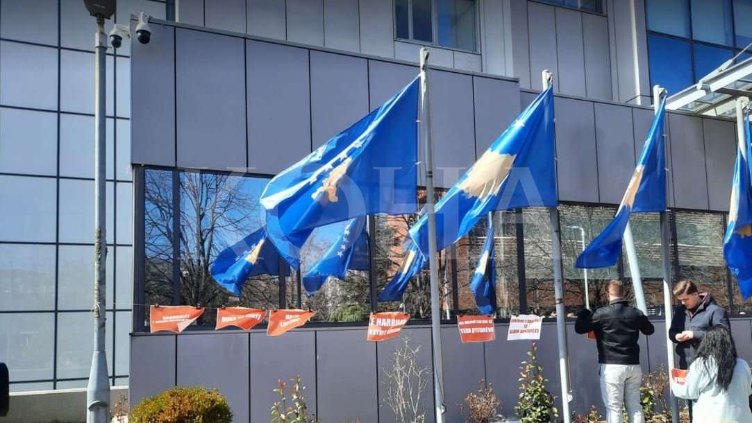 PDK: Për një vit qeverisjeje, Kurti krijoi listë të gjatë dështimesh