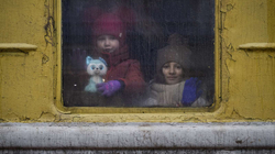 Gjysma e fëmijëve të Ukrainës janë zhvendosur brenda një muaji