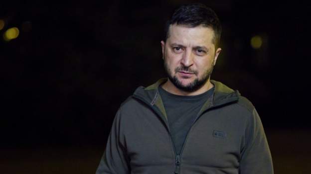 “Turp ju qoftë”: Si po i përdor fjalimet Zelensky për ta marrë atë që i nevojitet