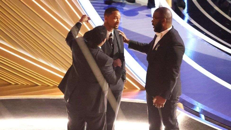 Smith kërkon falje pas ngjarjes në ceremoninë “Oscar”