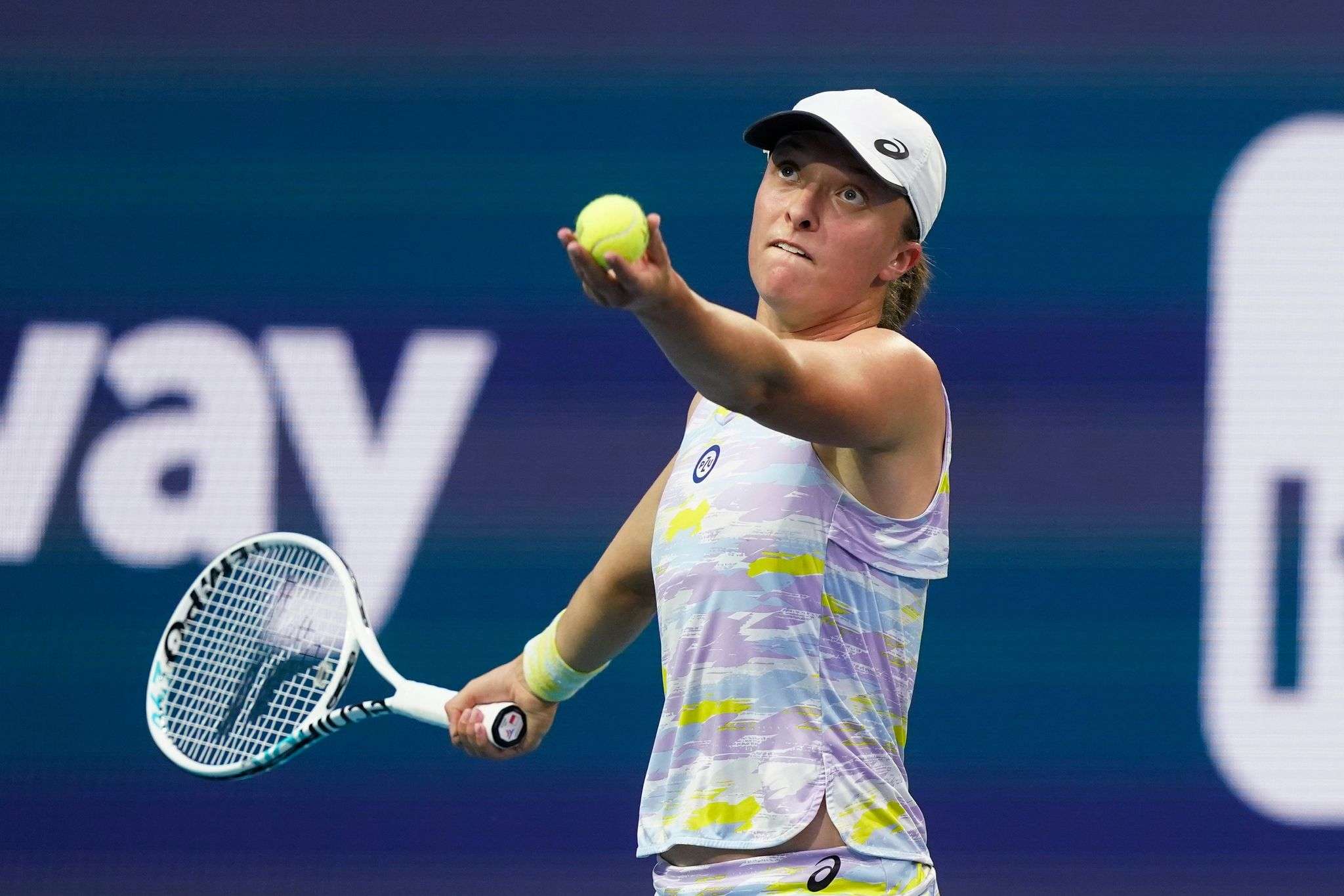 Swiatek në gjysmëfinale të “Miami Open” pas 15 fitoreve rresht