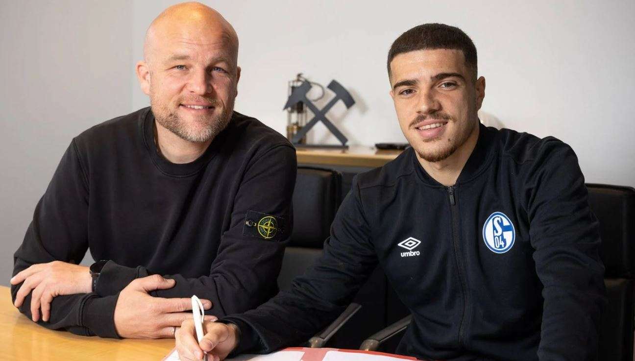 Idrizi vazhdon kontratën deri në vitin 2024 me Schalken