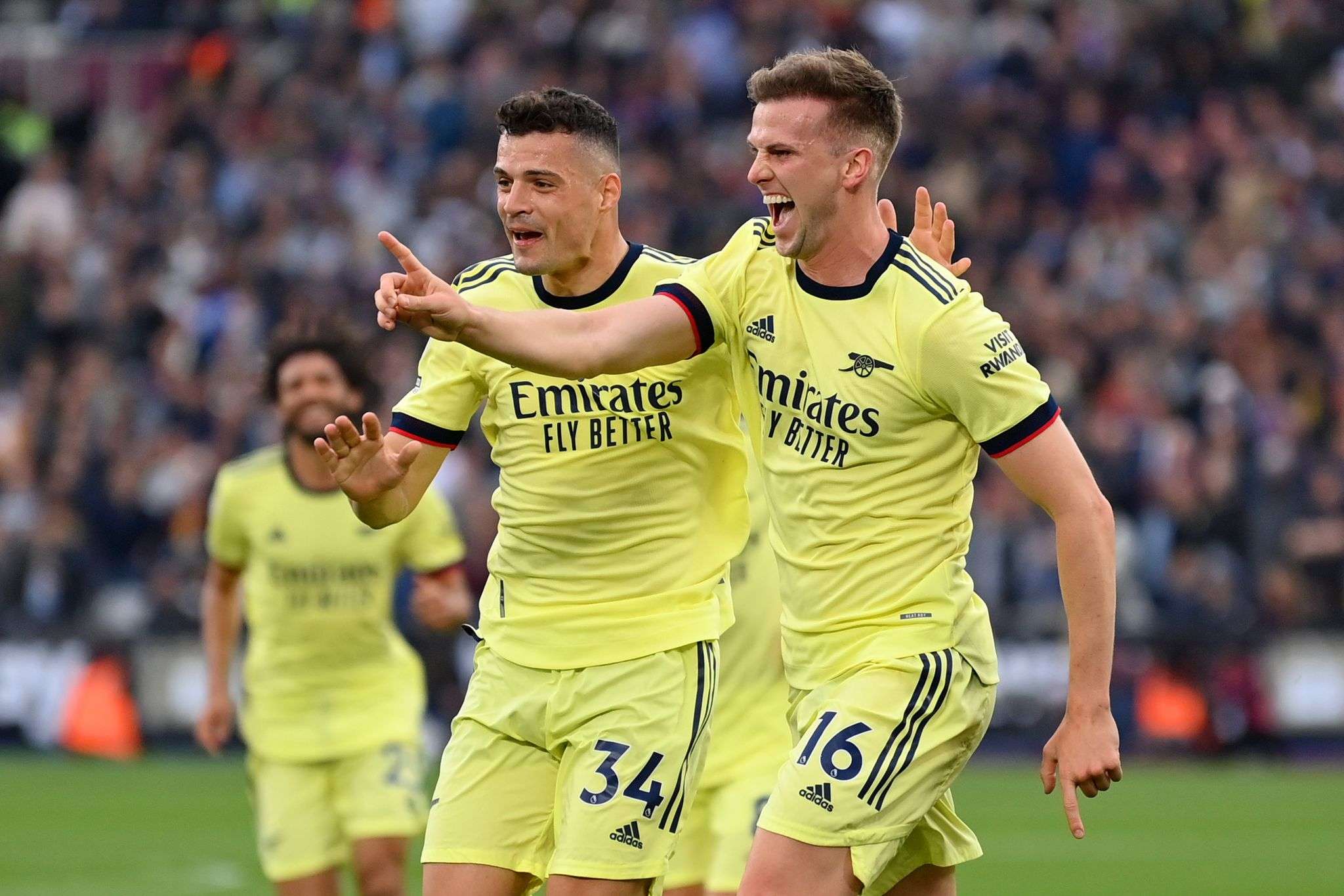 Granit Xhaka duke festuar