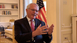 Hill: E keni gabim nëse mendoni se Rusia do ta ndihmojë Serbinë në lidhje me Kosovën