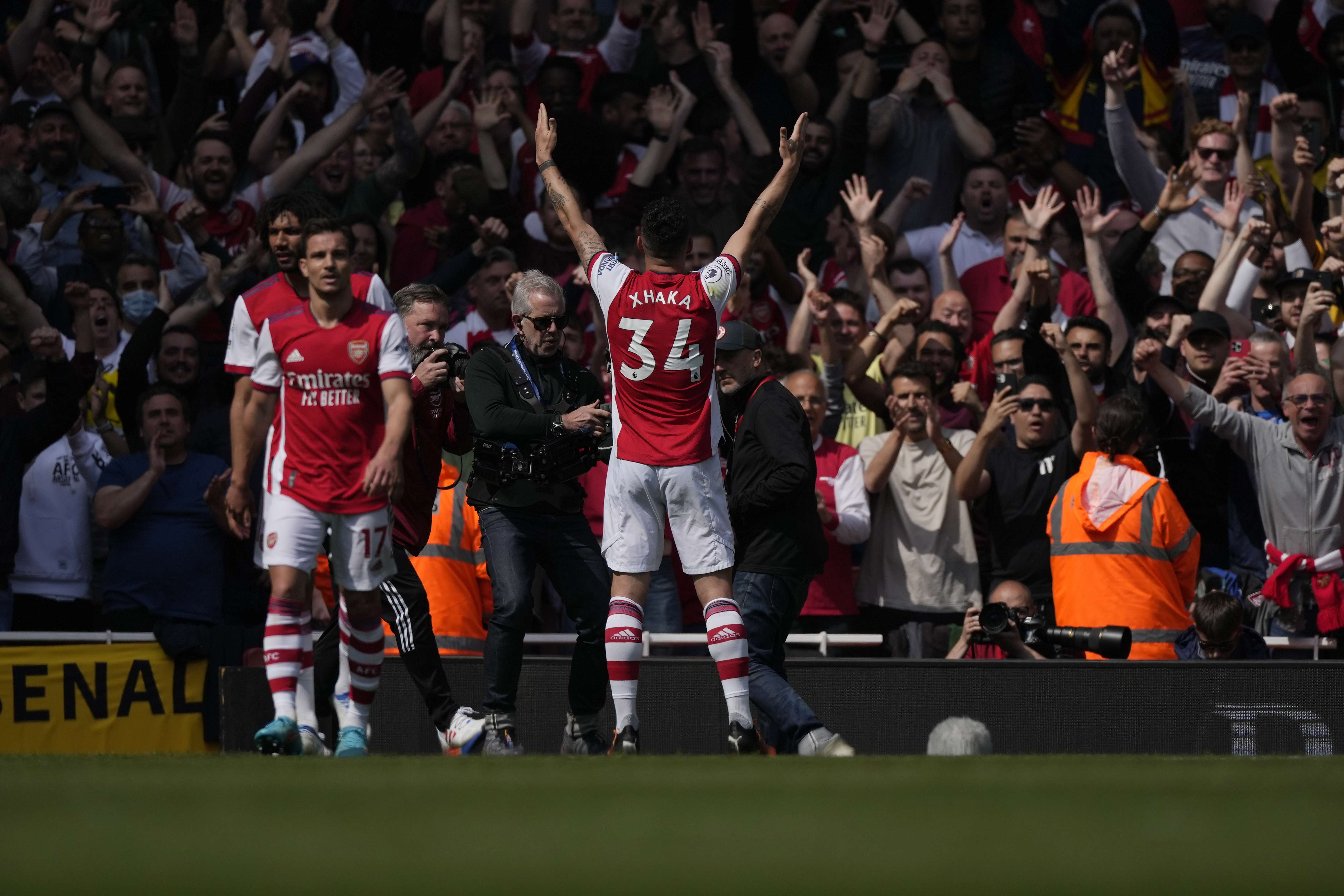 Xhaka flet për shiritin e kapitenit te Arsenali, Mikel Artetan dhe ambiciet për Champions