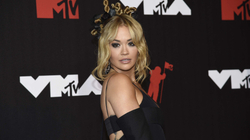 Rita Ora flet për sakrificat e të qenit yll i muzikës pop