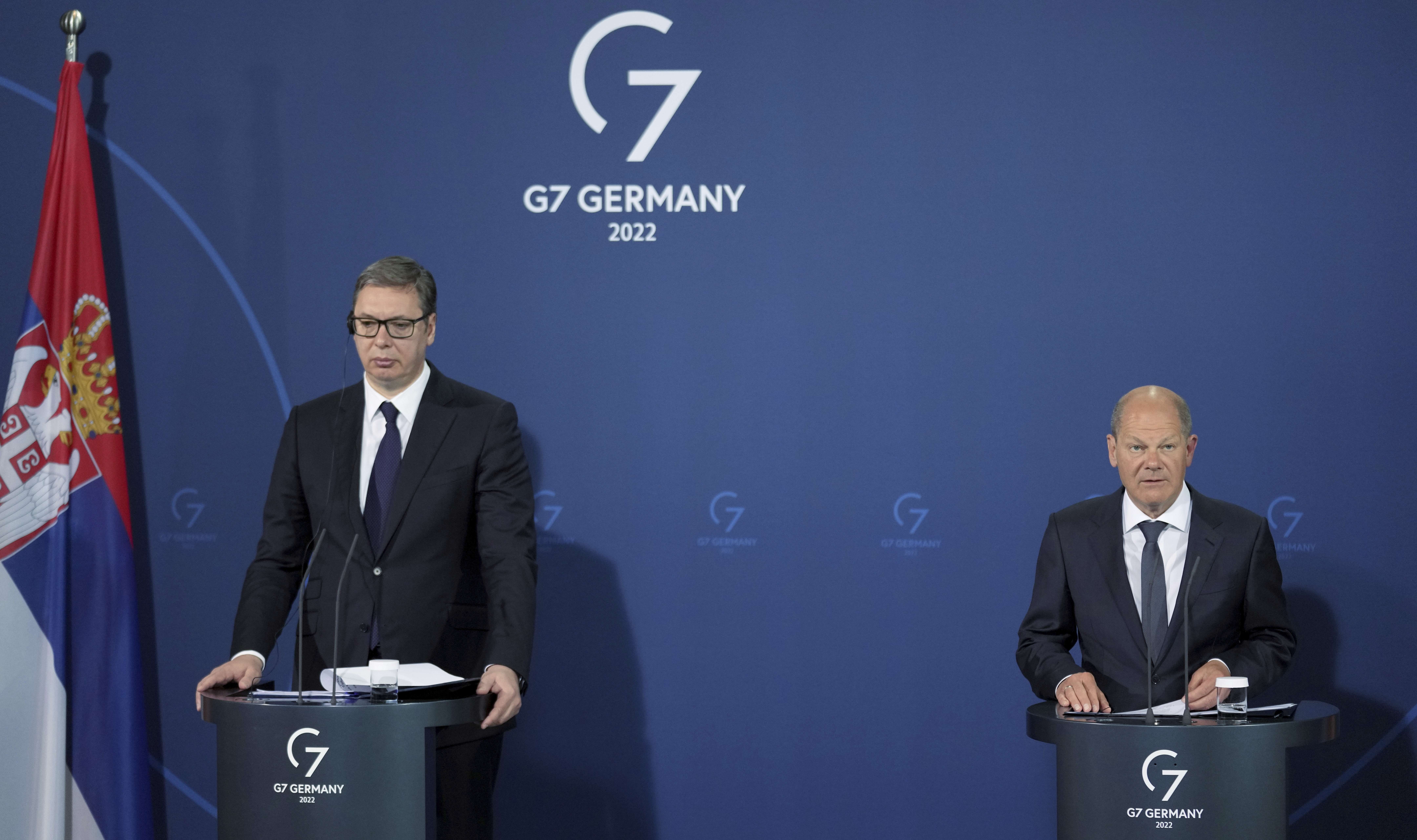 Scholz i kërkon Vuçiqit të rreshtohet me BE-në për Ukrainën dhe të ruajë stabilitetin e Bosnjës