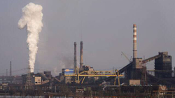 Ukraina humb kontaktin me ushtarët e saj në fabrikën e çelikut në Mariupol