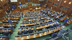 Të mërkurën Kuvendi vazhdon seancën me pikat e papërfunduara