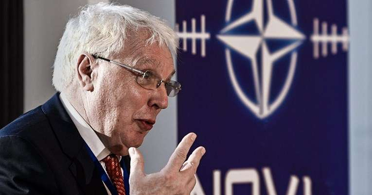 Ish-zëdhënësi i NATO-s, Jamie Shea
