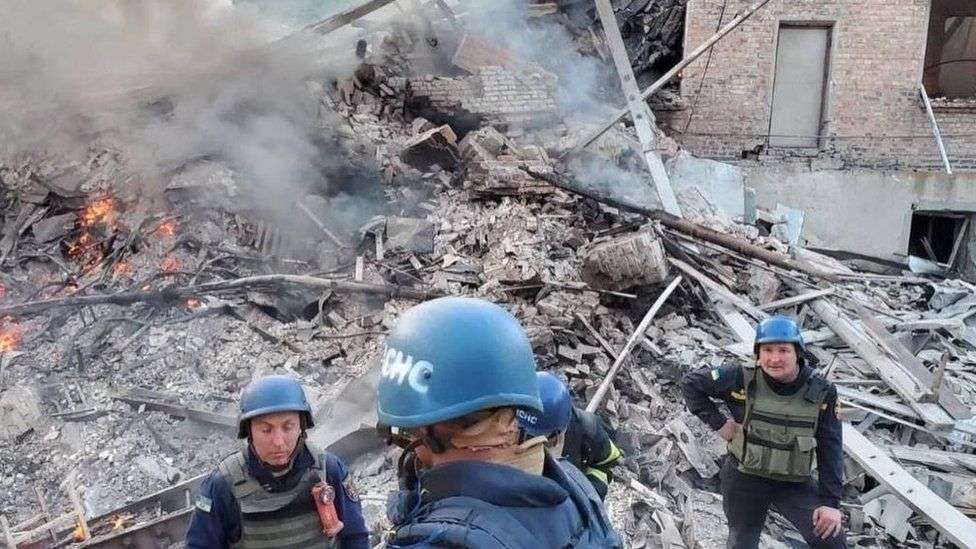 Bombardohet shkolla në Luhansk
