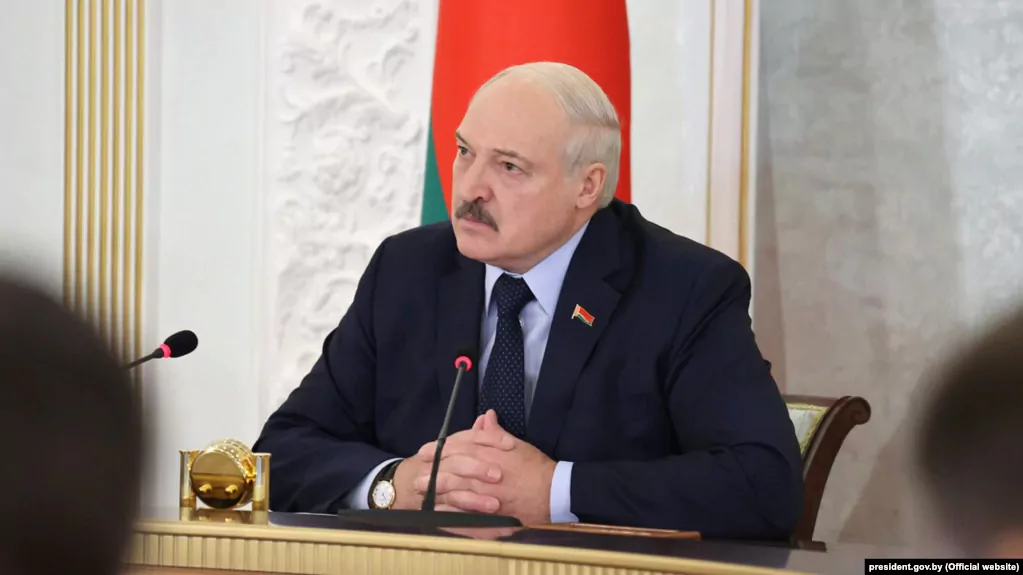 Lukashenko: Rusia do të na ndihmojë të krijojmë një raketë të re