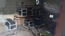 Gjenden 12 aparate për prodhimin e kriptovalutave në Mitrovicë