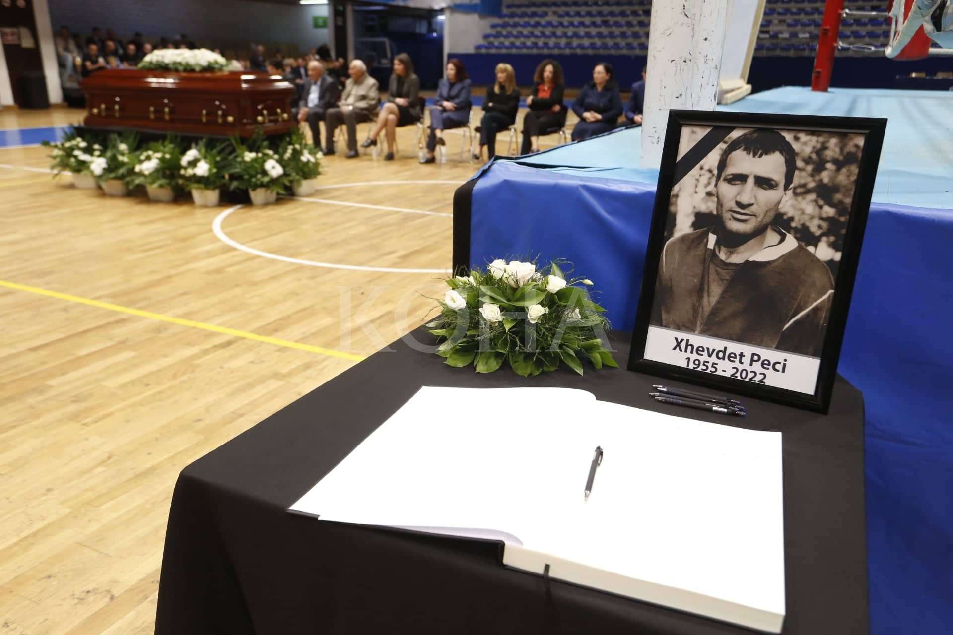 Sot i jepet lamtumira e fundit ikonës së boksit kosovar Xhevdet Peci