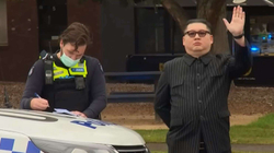 “Kim Jong-un” shfaqet në Australi, e ndalon policia
