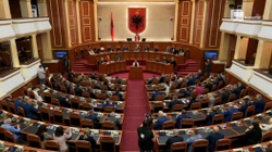 Konsumohet raundi i parë për presidentin e Shqipërisë