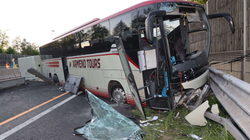 Rreth 20 të lënduar pas aksidentimit të një autobusi kosovar në Austri