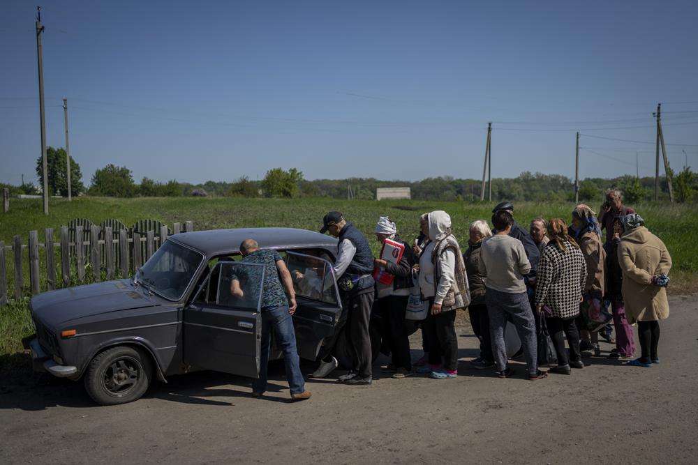 Civilët kujtojnë tmerrin që kaluan për të ikur nga qytetet ukrainase