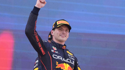 Max Verstappen fiton në Spanjë dhe merr kryesimin në renditje