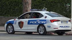Polici vret kolegun në një komisariat në Tiranë