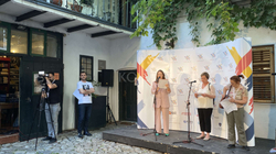 “Mirëdita, dobar dan!”: Kosova me art, Serbia me alarme bombash