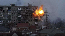 Gjenden 70 trupa të vdekur nën një ndërtesë në Mariupol
