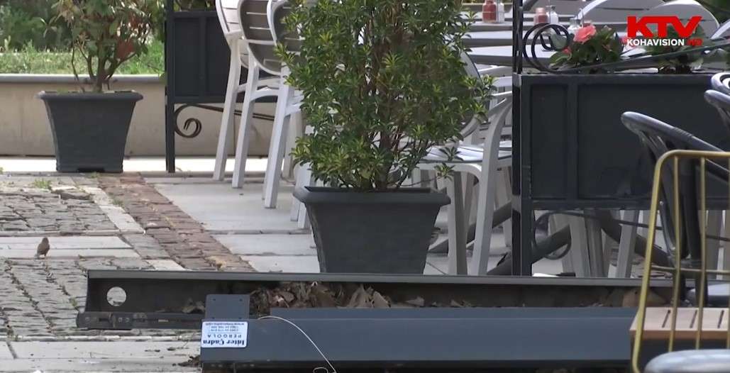 tarracat Prishtine, kafenete