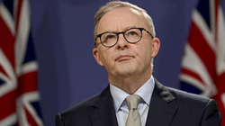 Zgjedhjet në Australi - Anthony Albanese siguron qeverinë e shumicës