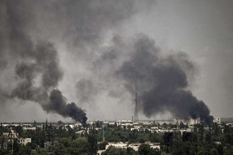 Sulmet ajrore në Severodonetsk shkaktuan një shpërthim kimik