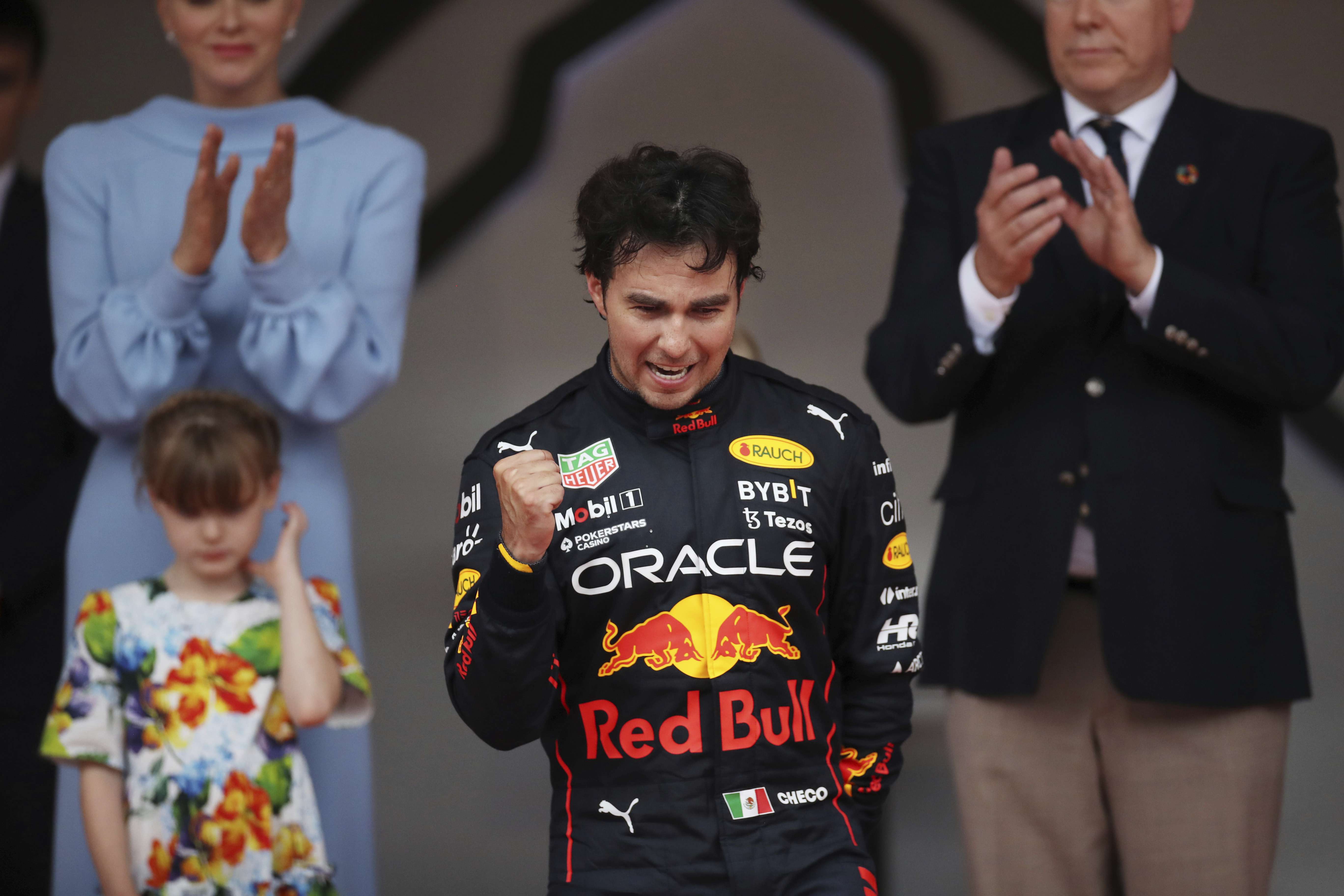 Sergio Perez vazhdon kontratën me Red Bullin
