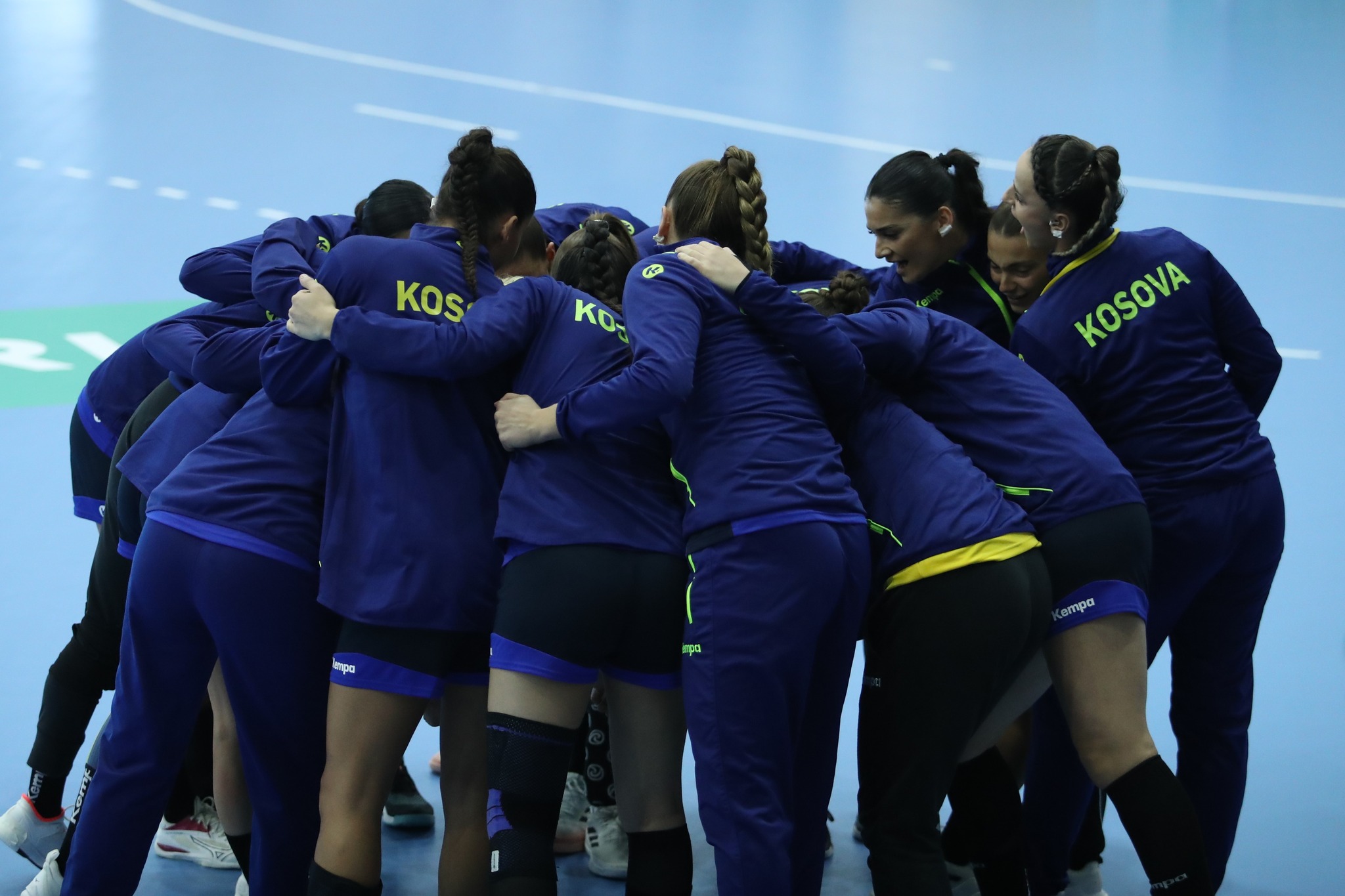 Hendboll, Kosova po fiton me një gol ndaj Ishujve Faroe pas pjesës së parë
