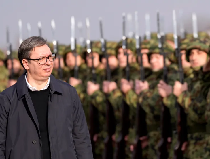 Aleksandar Vuciq, ushtria e Serbisë