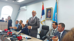 Serbët braktisin institucionet, paralajmërojnë protestën në veri