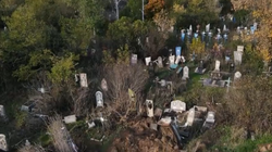 Rusia shkatërron varret e ukrainasve [VIDEO]