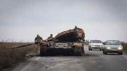 Mina vret dy punëtorë rrugësh në Kharkiv të Ukrainës
