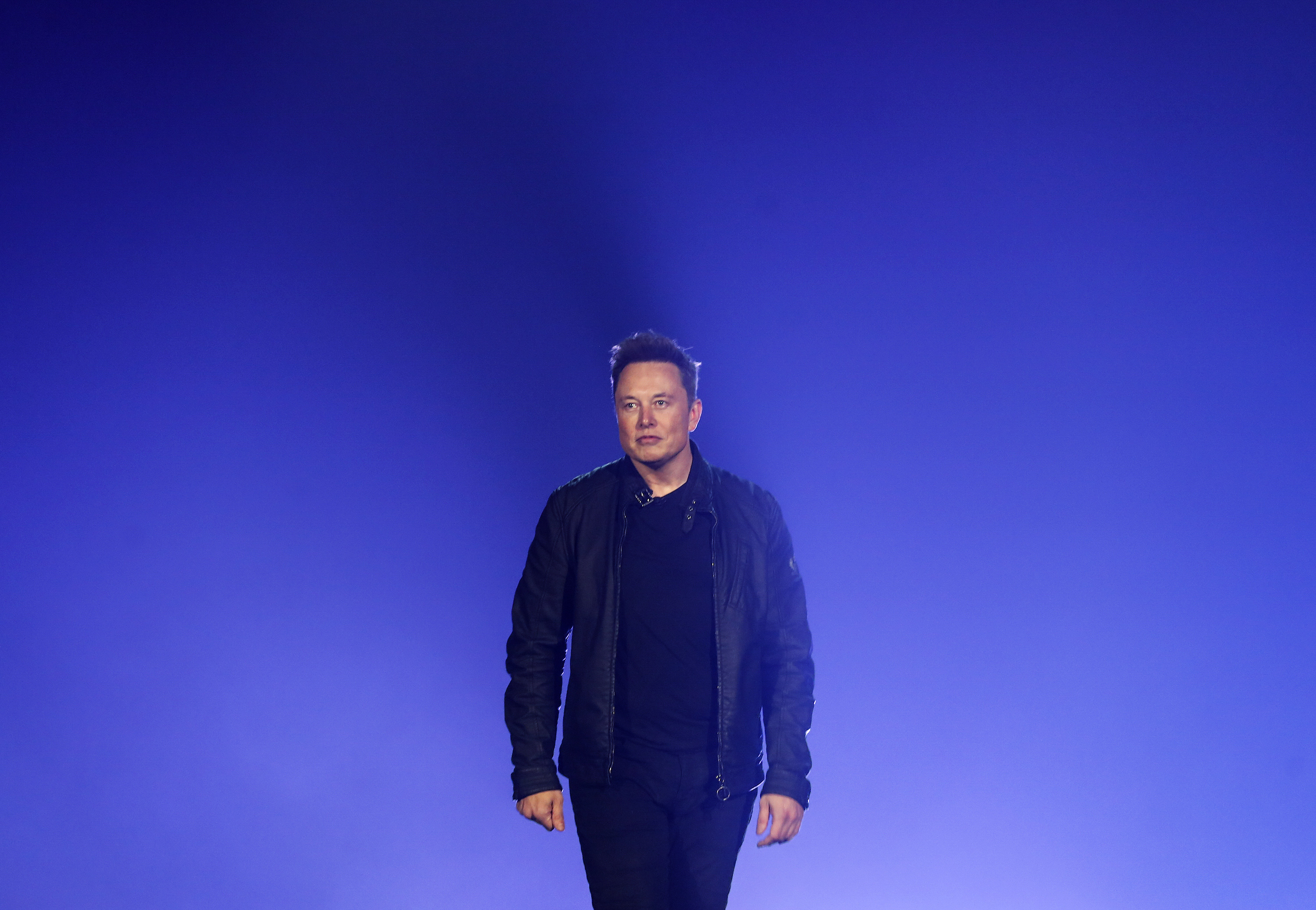 Elon Musk shet aksione të Teslas në vlerë afro 4 miliardë dollarë