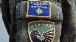 Ministria e Mbrojtjes mohon se ka nderuar ushtarët e rënë serbë